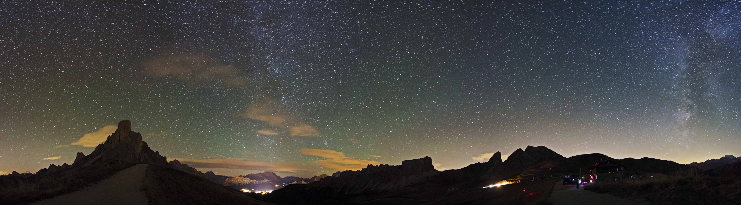 Pano dal Passo Giau con Via Lattea