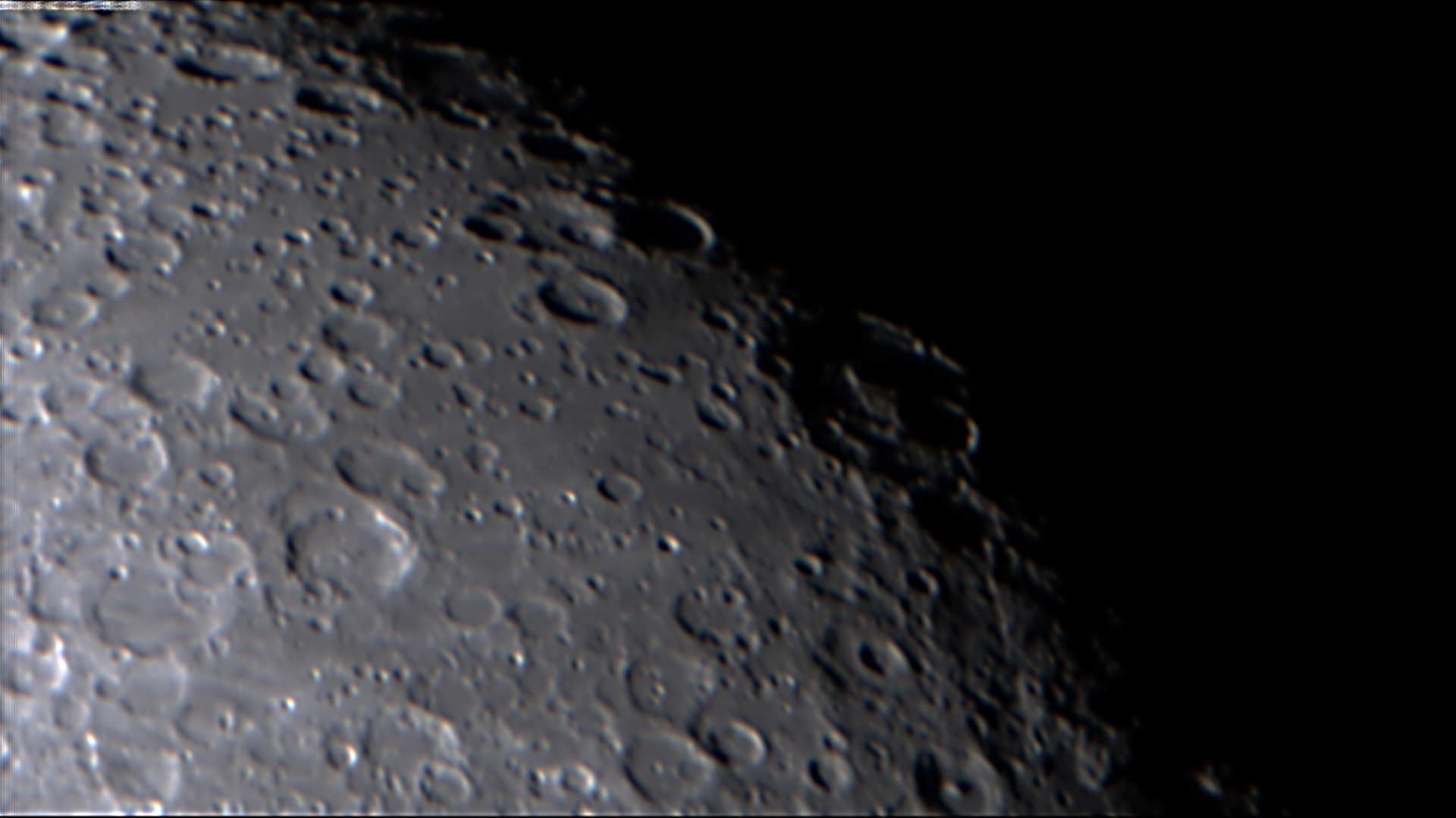 Luna_20180603_01_42_03-el_QHY5II174C_500frames_130apo