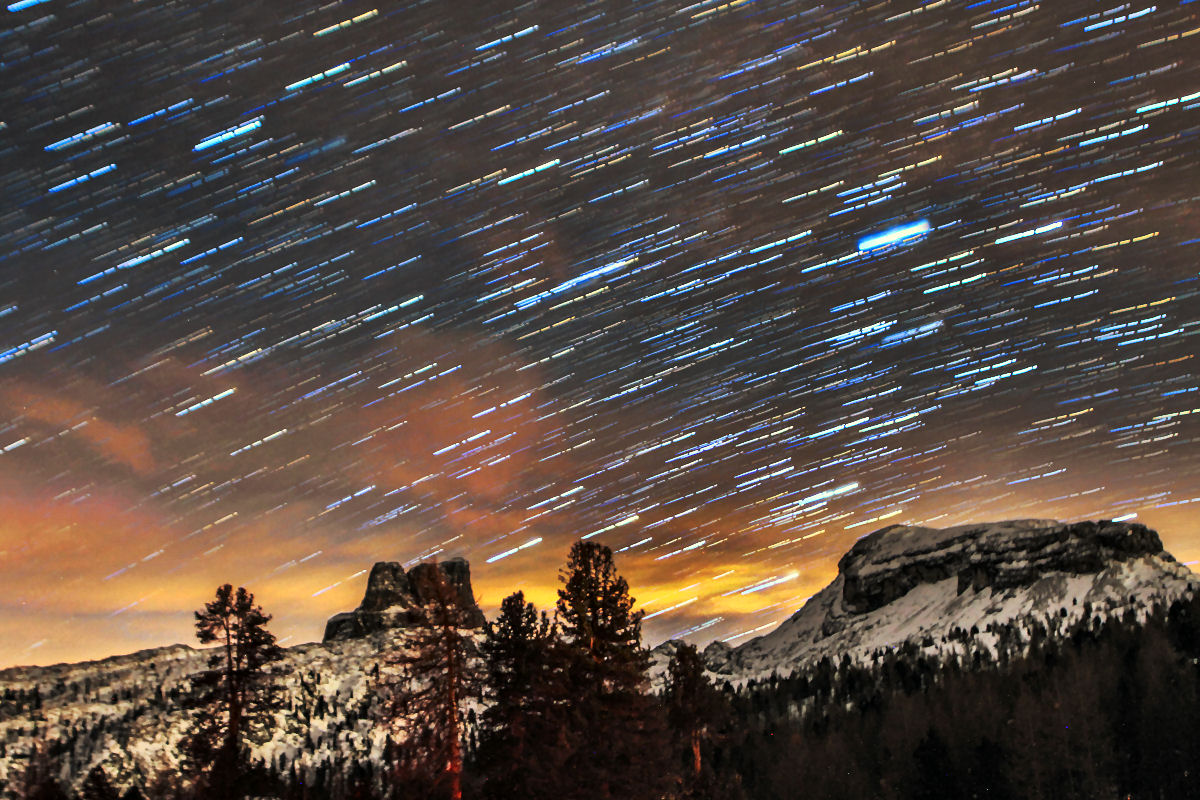 01-Startrail-Averau